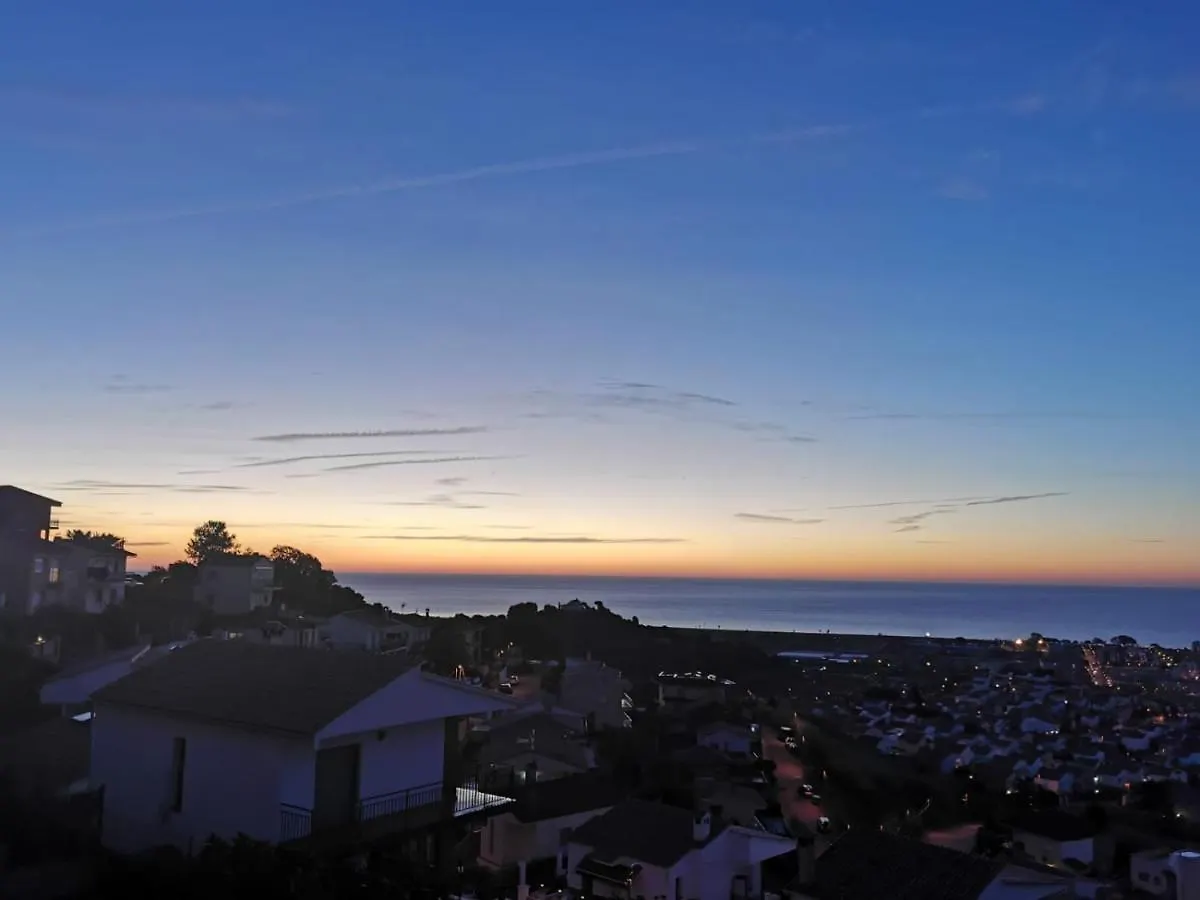 CasaemyEM- apartamento Pineda De Mar